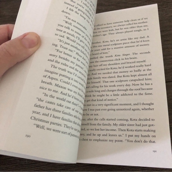 The Selection Series: The Selection by: Kiera Cass paperback book - Picture 2 of 4